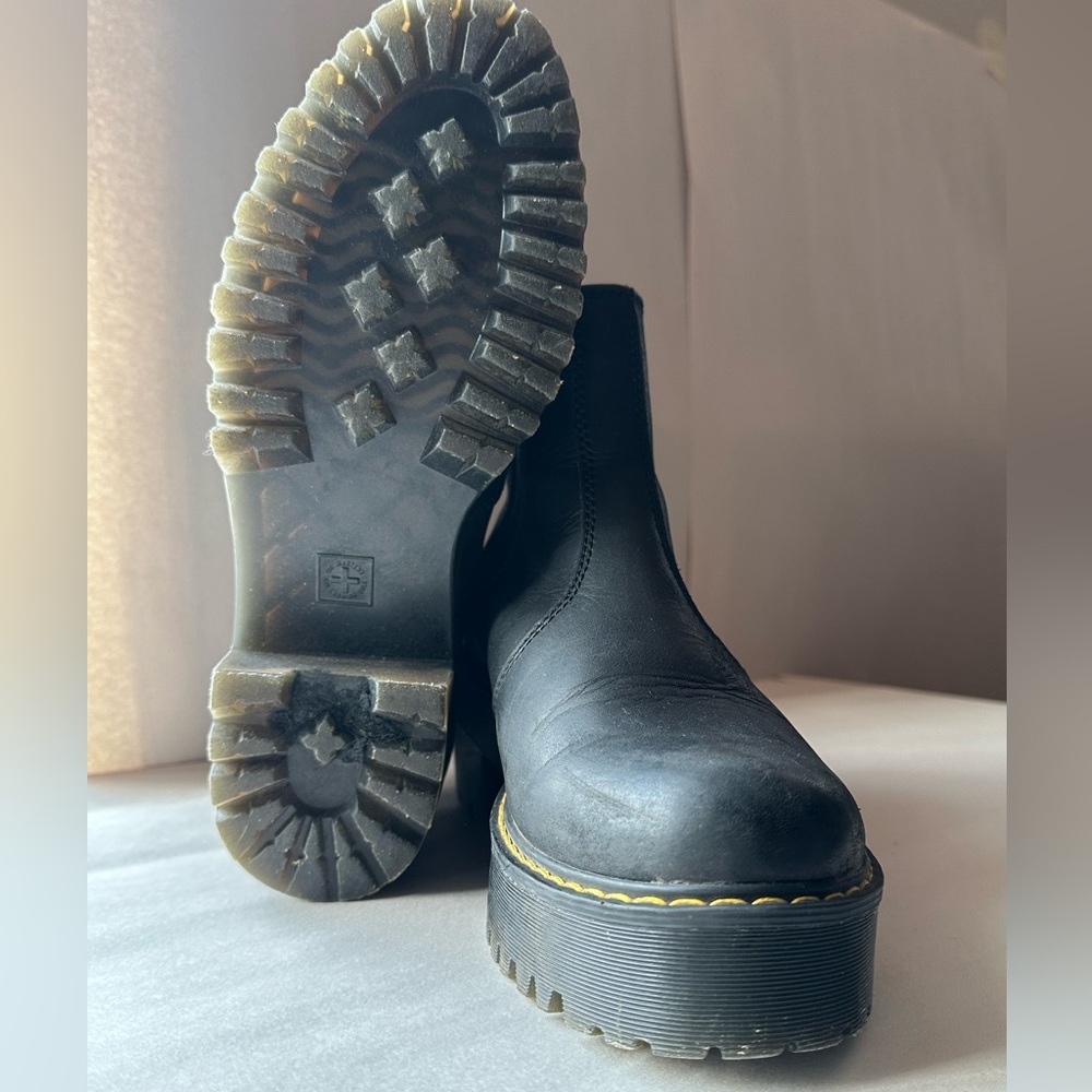Black Dr. Martens (Rometty) boots!